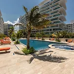 Luxurious Apartment In Morros 3